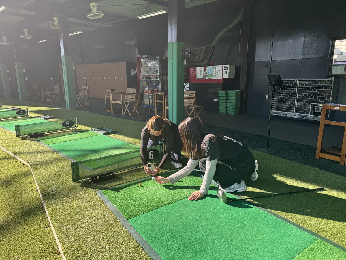 coggie_'s tweet image. 相模原市のお店を紹介している相模エナジーさんの取材立会い。お一人はジュニアゴルファーだったそうでお上手でした😊

#フルヤゴルフガーデン
#ゴルフが上手くなる練習場
#trackmanrange
