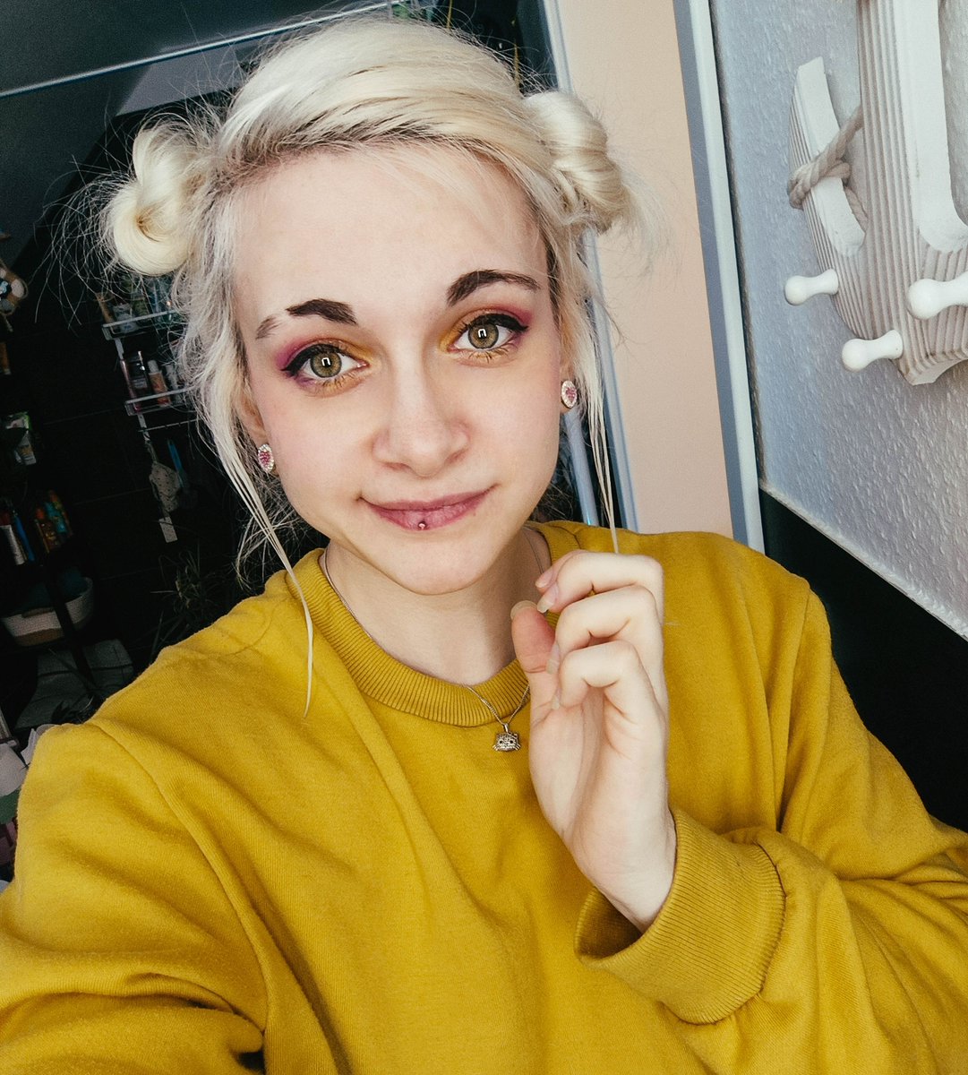 AkikoYuOfficial's tweet image. Liebe diese Frisur 😩 

#cutevibes #sweetstyle #whimsicalwarderobe #tinydetailsmatter