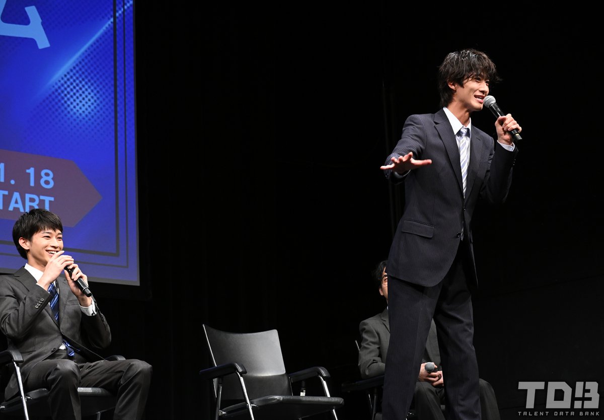 talent_databank's tweet photo. 『プロパガンダゲーム』
第1話先行上映＆トークイベント

M!LK・曽野舜太、韓国滞在中のドラマオファーに思わず「カムサハムニダ！」

撮影現場で盛り上がったジェスチャーゲームも披露！
「ヌートバーかと思ったらぞうきん絞ってる」

https://t.co/VS2DYLPE97

#プロパガンダゲーム #曽野舜太 https://t.co/riV5hhboLN