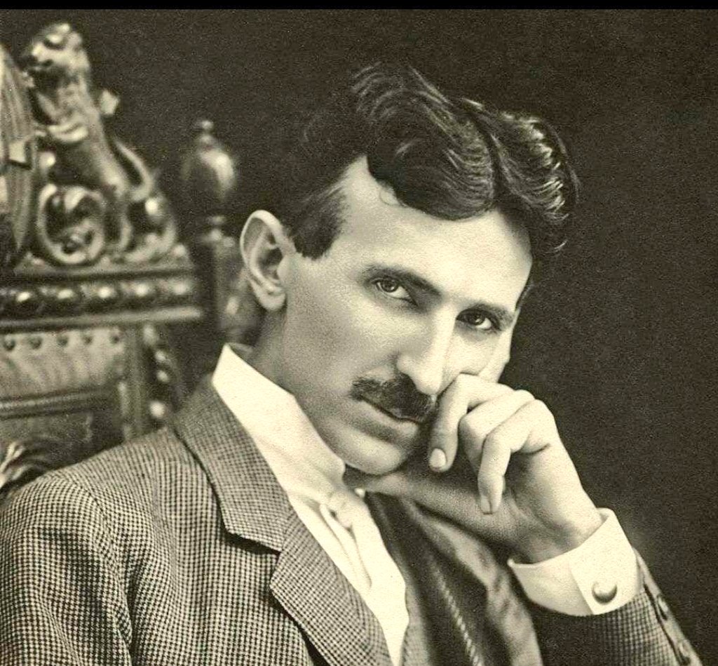 100xboy0's tweet image. How to Think Like Tesla in Software Engineering👇
&amp;gt; Build what others think is impossible.
&amp;gt; Visualize the entire system before coding.
&amp;gt; Design solutions that don’t need fixing later.
&amp;gt; Break complexity into simple flowing patterns.
&amp;gt; Focus on world-changing impact, not…