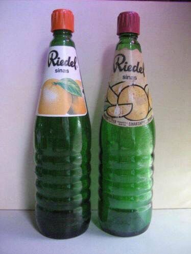 franckvanhout's tweet image. Herschi fris, hoe groot je dorst ook is! Deze was op zaterdagavond ook altijd een feestje, mits je de fles open kreeg