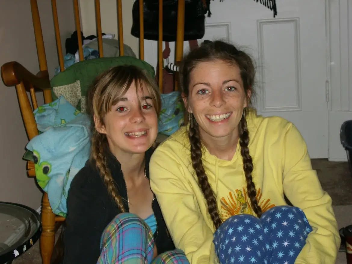 ForMaa2023's tweet image. 💜🖤Cynara Adrianna 🖤💜

💜🖤’Maa’ ~*~ ‘C’🖤💜

💜🖤Purple Thistle Girl🖤💜

Day 4 - Thursday November 6th 2025

R vs Rowe

Yesterday included a witness who saw and heard Rowe and Vader in a panic planning to escape after the attack - trying to hide from the helicopters overhead…