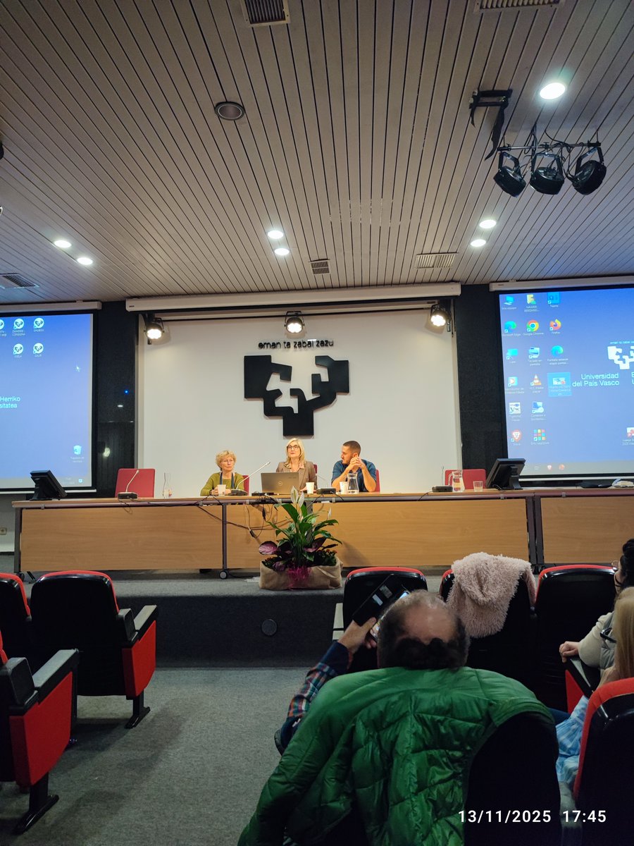 📚✨ Our research members participated in the #AEDEAN48 Conference at the University of Vitoria, contributing their latest work and engaging in insightful discussions with fellow researchers. Grateful for such a stimulating academic environment! <a href="/aedeaninfo/">AEDEAN</a> @celcaudl