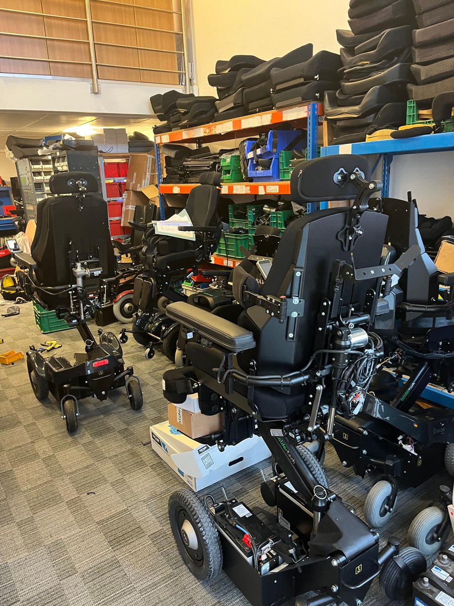 Good Monday morning to you all 😀☕️… Andy’s heading off today to deliver a new Balder F380 to a customer in Gloucester, so it’s looking like a good start to the week! 🦼

Take care everyone, and keep warm - It's starting to get a bit chillier. ☺️💚

#Baldertech #Powerchair