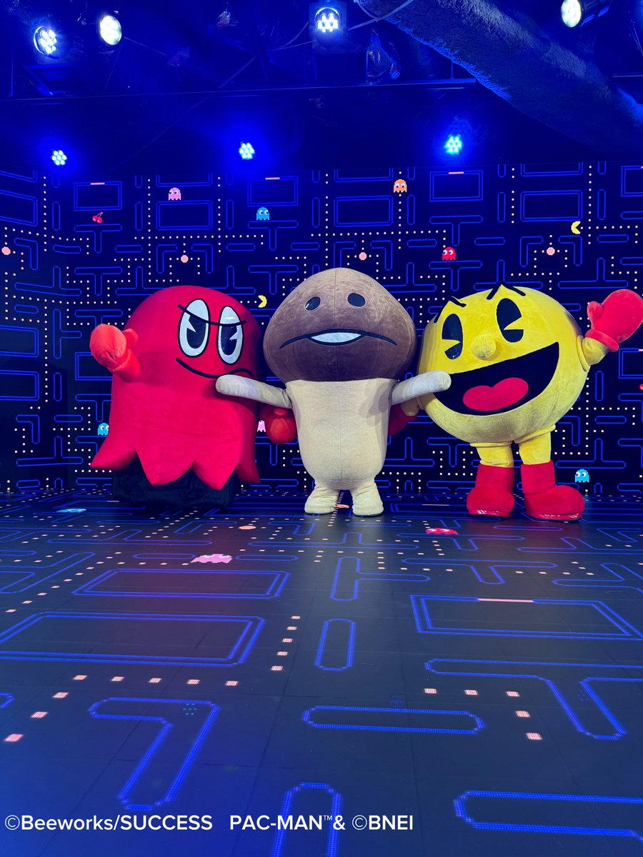 BNEI_PACMAN_JP's tweet image. #パックマン の新しいお友達のなめこが遊びにきた🍄🥠
パックマン「WAKAWAKA　訳:おいしそう…🤤」
なめこ「んふんふ💦（食べないでね💦）」

ふたりの距離が少しずつ近づいて…いるようです☺️
@nameko_nnf
#なめこ #pacman