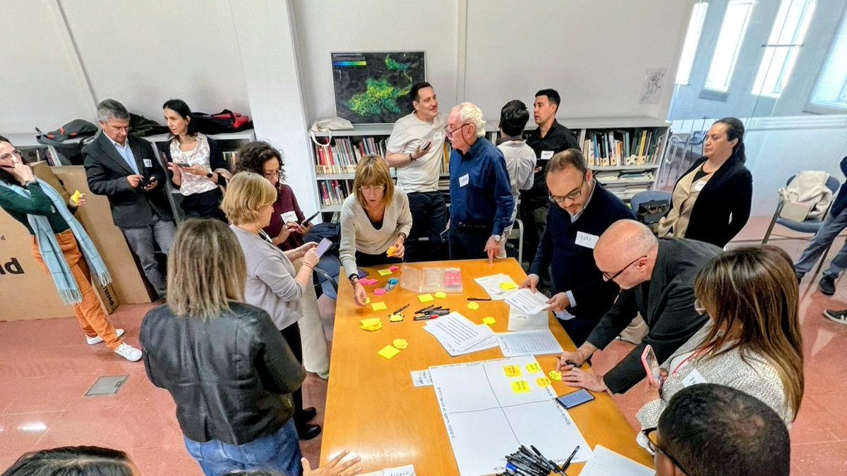 🎓 ¿Quieres aprender a pensar estratégicamente tu ciudad?

🔥 Ampliamos el plazo: aún puedes preinscribirte en la próxima edición de la #EspecializaciónCIDEU en Pensamiento Estratégico Urbano y acceder a un descuento exclusivo hasta el 30 de noviembre.

👉 No pierdas la