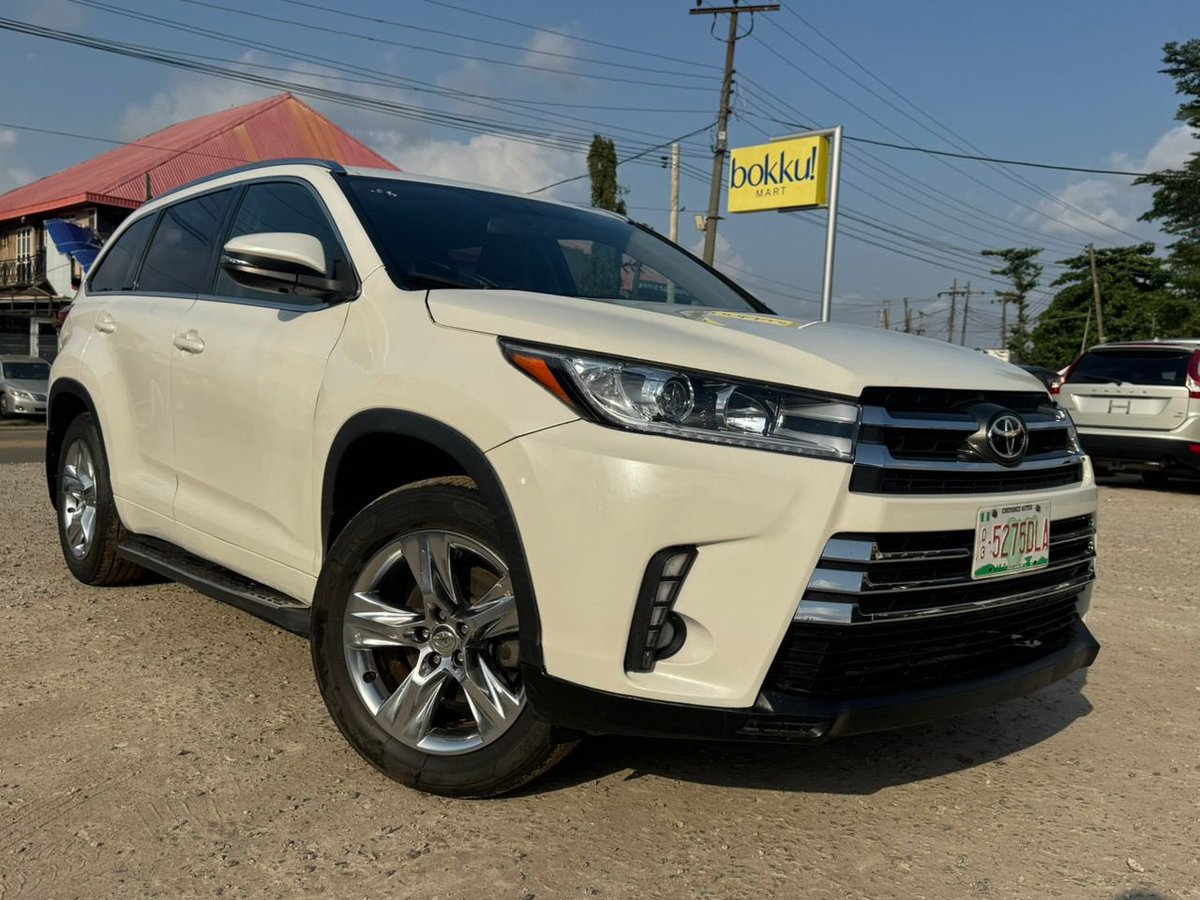 SM_mobility's tweet photo. Direct Tokunbo 2015 Highlander Limited 
29m https://t.co/P5wNHKeNK1