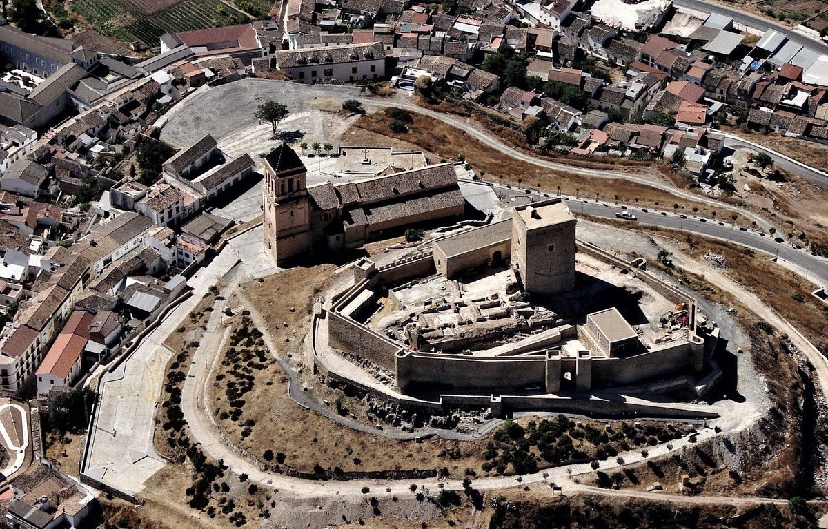 alicalabres1's tweet photo. 08- Conde de Alcaudete: Alcaudete en España: gestión e información:
https://t.co/zSghGd0Kzl
El conde de Alcaudete se instaló en su residencia en España, en Alcaudete y en Montemayor, y desde allí canalizó hacia la corte la correspondencia de su hijo Alonso de Córdoba, en Orán https://t.co/lsNoLalkbT