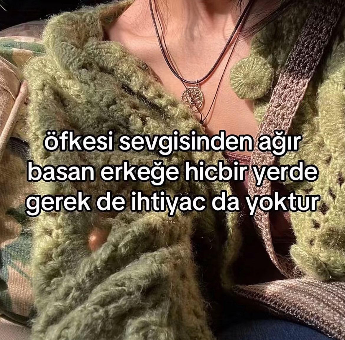 Alinda (@alinnddaa) on Twitter photo 