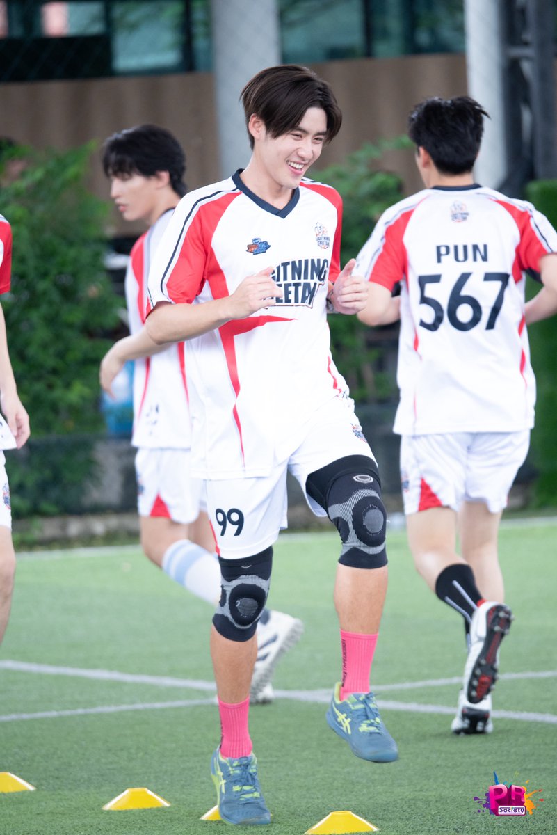 PRSocietyNews's tweet image. พาหัวหน้าทีม LIGHTNING CHEETAH มาแจกความสดใส~ 

#LengThanaphon 
#GMMTVStarlympics2025