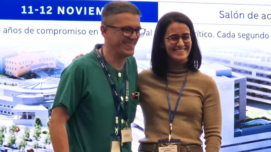 H12Octubre's tweet photo. 🏆 Candelas López, enfermera UCI #H12O e investigadora i+12 ha recibido el Primer Premio de la Reunión Anual @SOMIAMA.

👏 Por publicar y validar una herramienta para evaluar el dolor en pacientes con daño cerebral adquirido incapaces de autoinformar.

 ⏩ https://t.co/WREuYw3Um9 https://t.co/IU1rOG7BHn