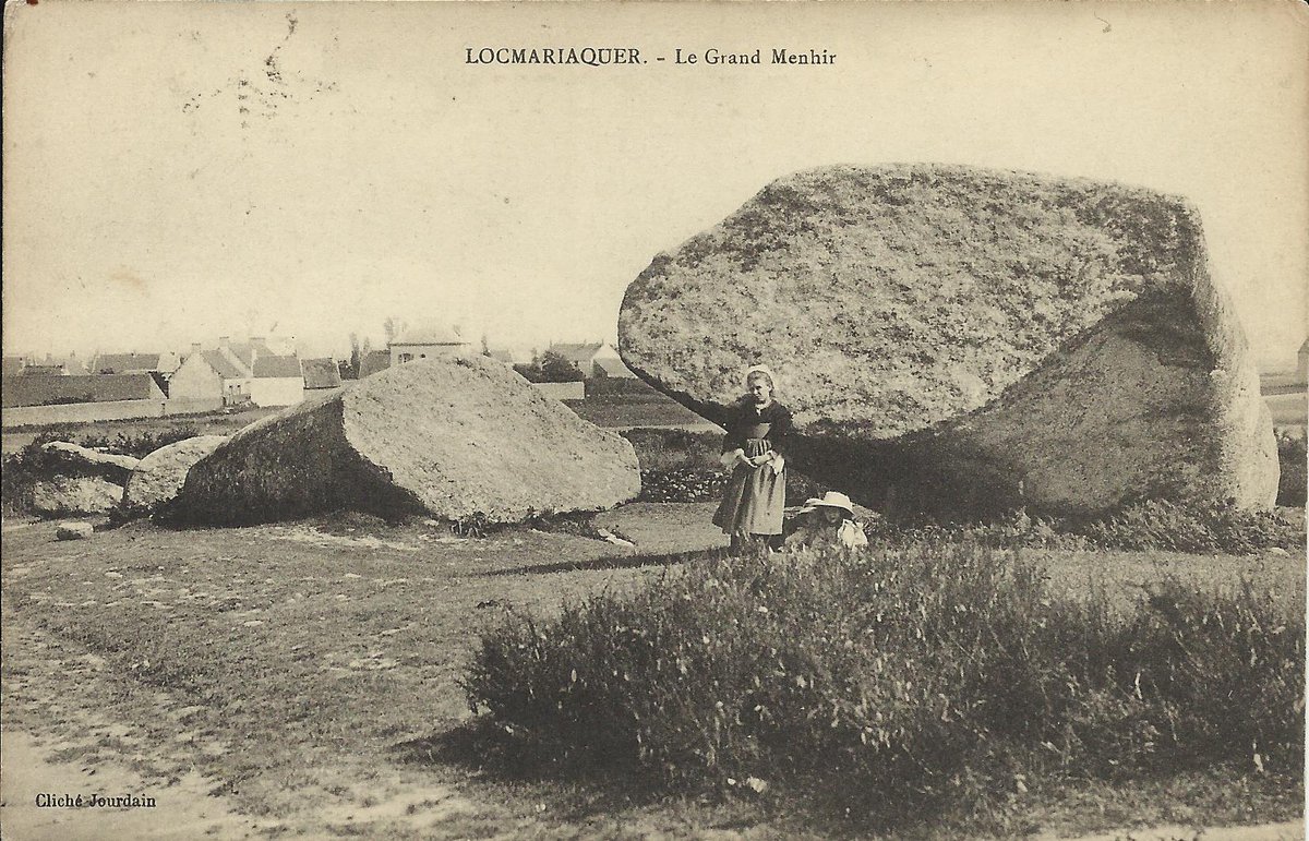 Le Grand Menhir Brisé in Locmariaquer (Morbihan) when intact would have stood 20m tall and weighed an estimated 300 tons. The 4 fragments laid in a row are very impressive but its true immensity is only realised when you look at the cross section of the lowest fragment.