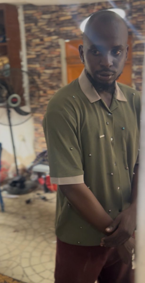 bright_MoA's tweet photo. I like the attention I get when I wear this shirt out… you can’t look at it just once😄 #tailored #brightMo https://t.co/0Rjxei9EfM
