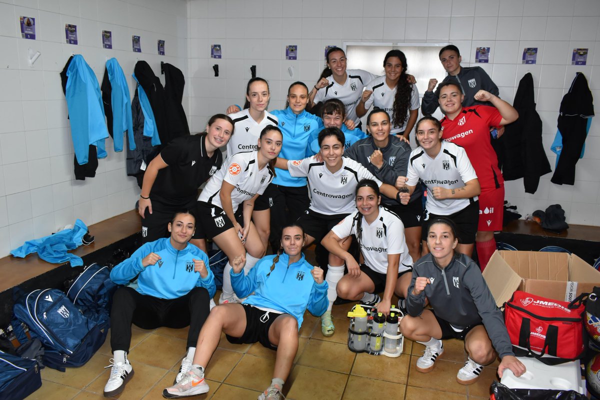 ✅ ¡Victoriaaa! Partidazo y victoria de nuestras romanas en Los Campos de la Federación 'Miguel Patón' ➕3⃣⚔️

#MéridaFemenino 3-0 <a href="/CPSANMIGUEL_FEM/">C. P. San Miguel Plasencia Femenino</a> 

🍍 EQUIPO ⚪️⚫️