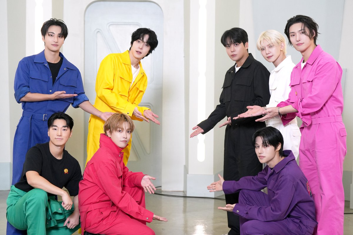 ATEEZofficial's tweet image. [🪐] Thank you for being on my side

🏴‍☠️: 에이티니~ 빨리 와!
한 가족이된 기념으로 같이 사진 찍자!

#ATINYDAY #ATINY #에이티니 #ATEEZ #에이티즈
#Dream7eam_ATINY