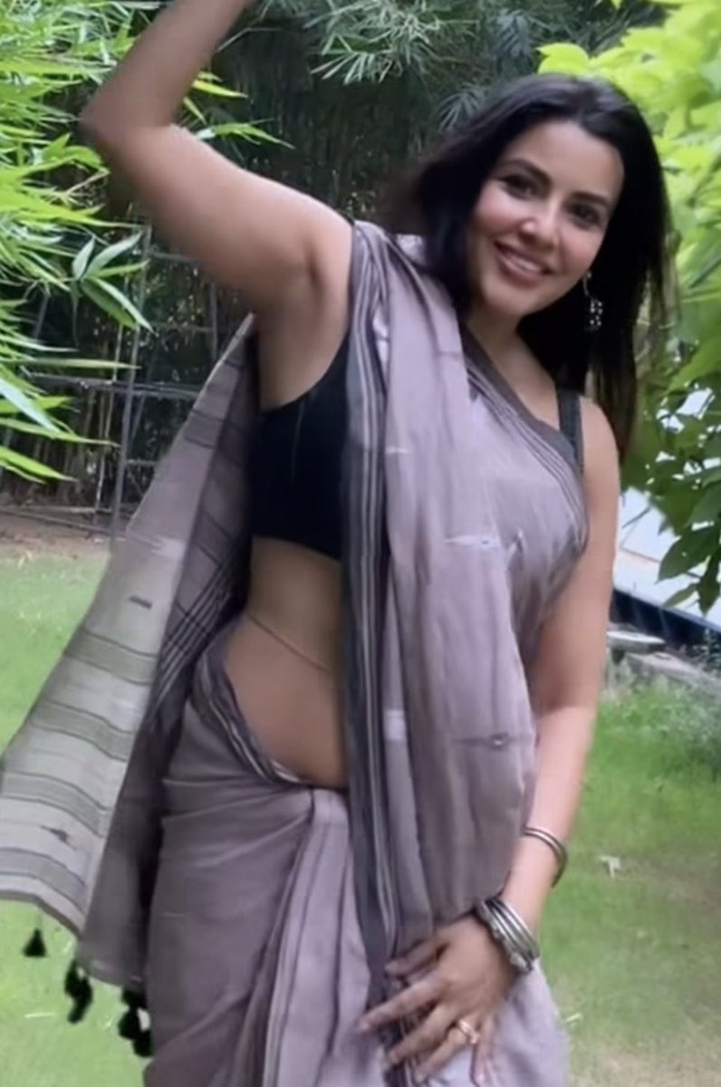 actressXotic's tweet image. Priya Maami 🥵