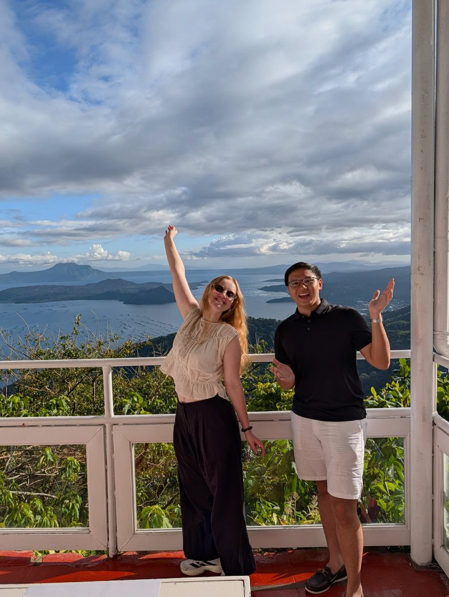 GM PH 🇵🇭 !! 

<a href="/AlrickChewy/">Alricki.ron</a> took me to see a pretty volcano hehe 

See you at the Pixels Neon Zone 🥰🎉

<a href="/YGGPlaySummit/">YGG Play Summit</a>