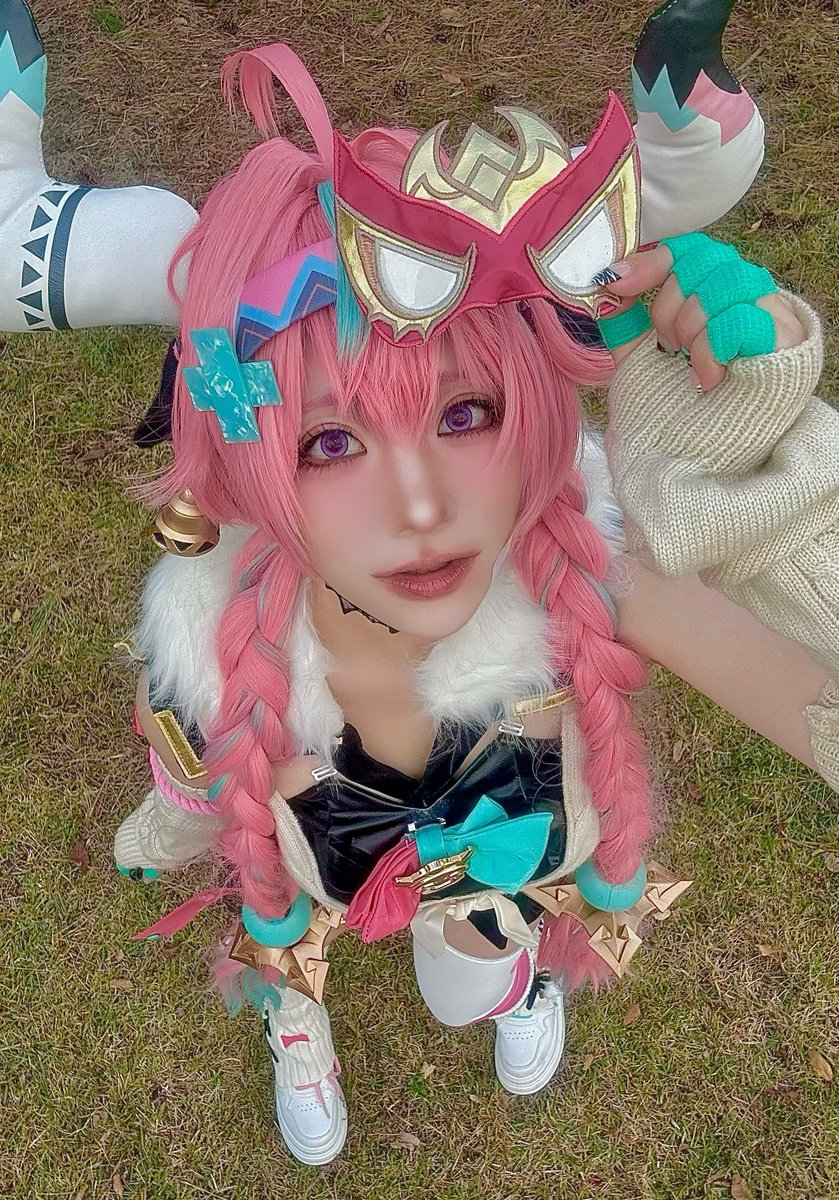 #지스타_후기 #코스어_𝕏친소 

지스타 토요일 캐캐체 아무
일요일 원신 바레사로 다녀왔어요🫶

복복 잔뜩 받고 신났던 행사..
행사장에서 호요뽕 한가득 채우고 와서 호요 트친 사귀려고 잠깐 열어봅니당🥹
주력 장르 바이오 참고 부탁드려요!
사진 리턴은 디엠 남겨주시면 순차적으로 확인할게요🖤