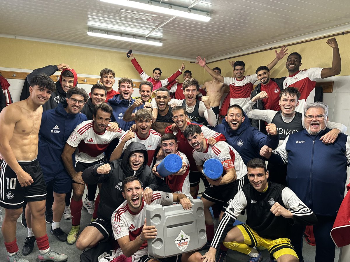 ⚪️⚫️ El Sanse vuelve a la senda ganadora en Socuéllamos

👉 El equipo franjirrojo ganó 0-2 fuera de casa para mantenerse en zona de playoff de ascenso <a href="/UDSanse/">U.D. Sanse</a> <a href="/PsLaCantera/">Ps-LaCantera</a> <a href="/platarjetaroja/">Peña La Tarjeta Roja</a> 

magazineslv.com/noticias-san-s…

#felizlunes