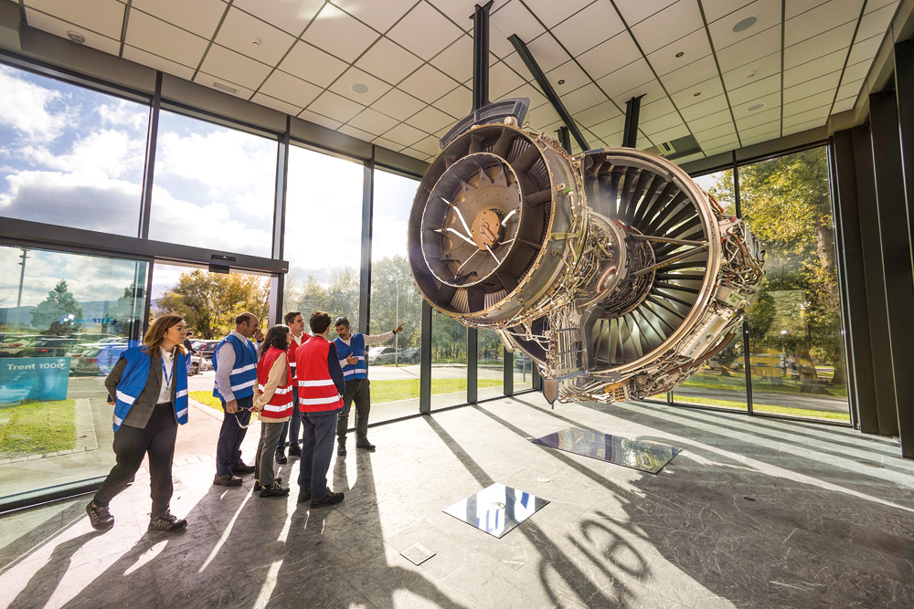 Estrategianet's tweet image. 📖 Cuaderno #SmartIndustry 2025 de @Estrategianet 
#Euskadi alumbra sus planes para acelerar la #reindustrialización
tinyurl.com/5au9yczn