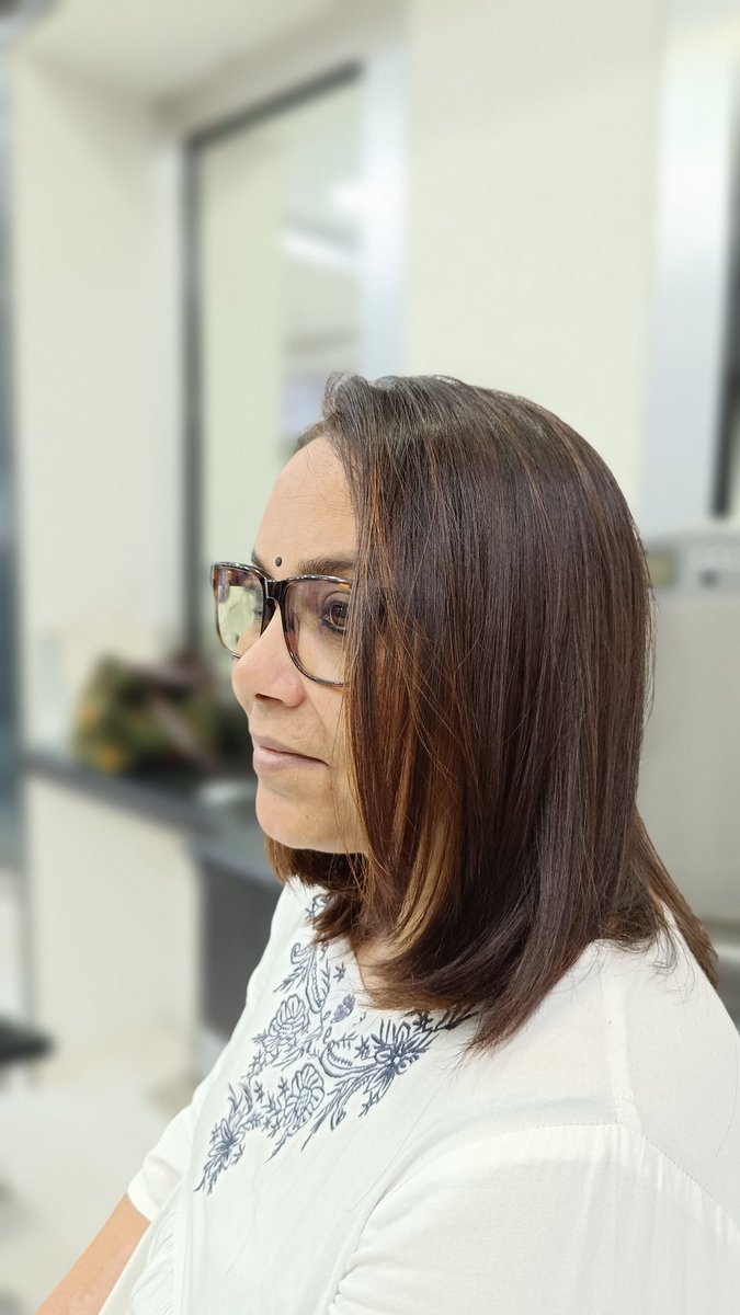 A keratin treatment infuses the hair with keratin, a protein naturally found in hair, to rebuild and coat damaged strands.

It helps make hair sleek, shiny, and manageable.

Often referred to as a Brazilian blowout or smoothing treatment

Haircare with sulfate-free shampoo helps