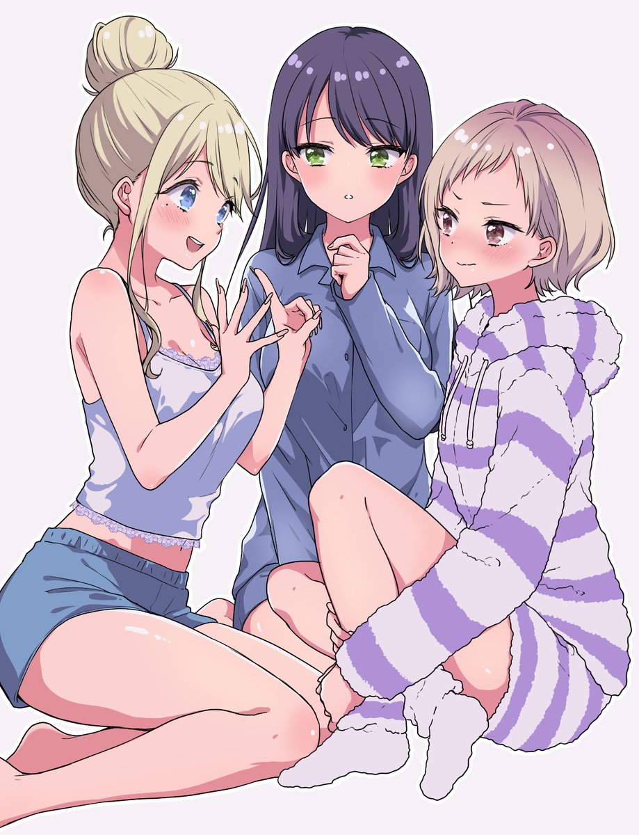 「女子３人が揃ったとなれば話すことは一つでしょ？」
＃COMITIA154