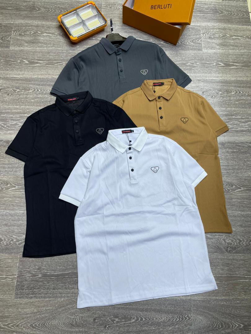 Polo Tommy Prada 
L to 3xl 
6500
Location Dla 
Delivery Nationwide 
#PerpsyFashion
