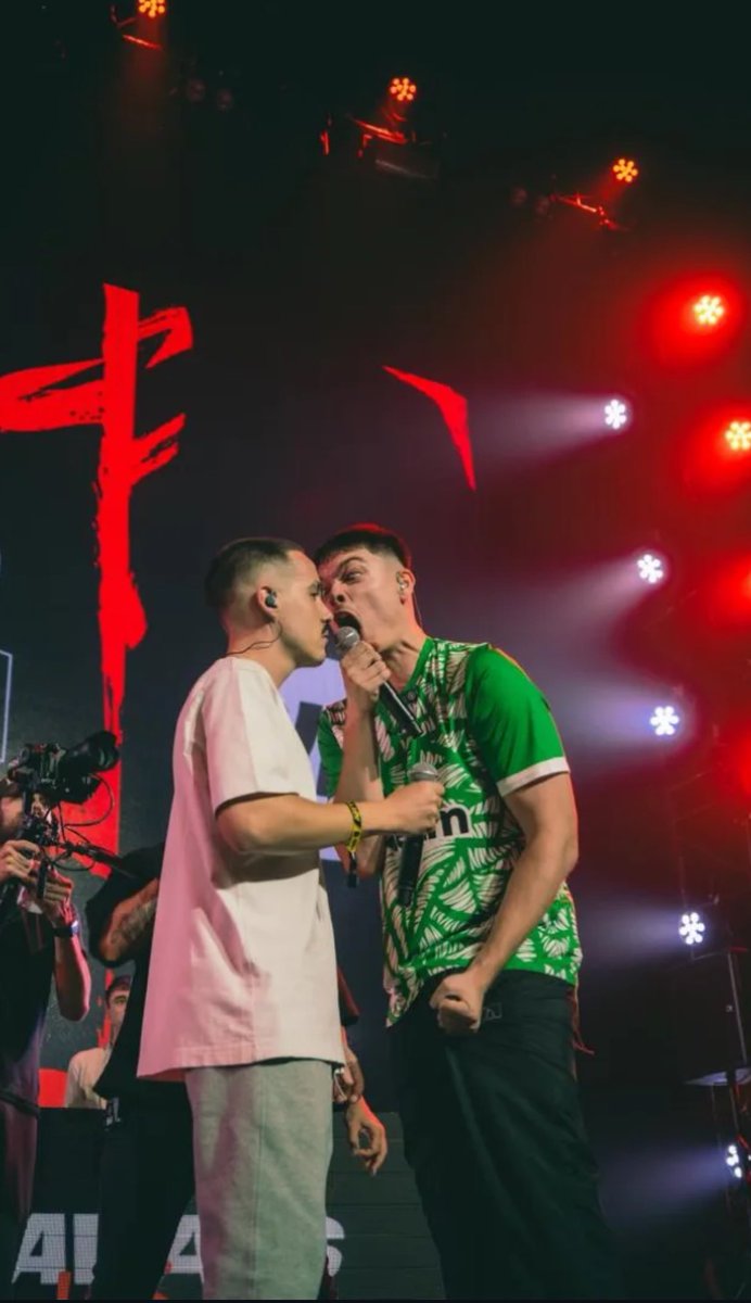 Sabéis que si no me gusta algo de Navas o me parece q estuvo mal yo siempre lo digo sin ningún problema pero de vrd q no estoy entendiendo las críticas sobre el nivel de Navas contra luisaker,para mí estuvo a un muy buen nivel y se ganó el puesto pero bueno respeto las opiniones