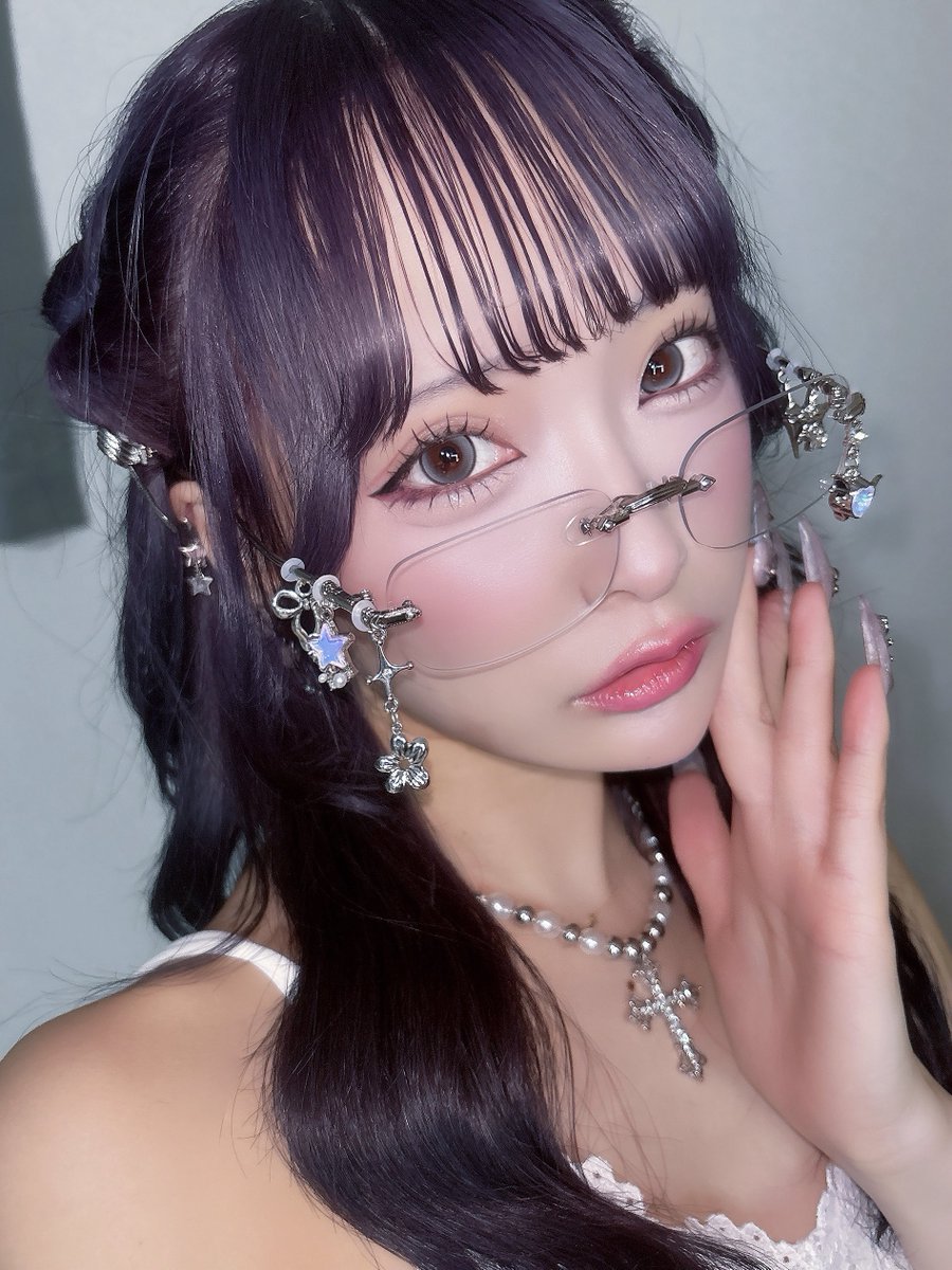 紫苑ページ ⋆⭒˚.⋆𝜗𝜚