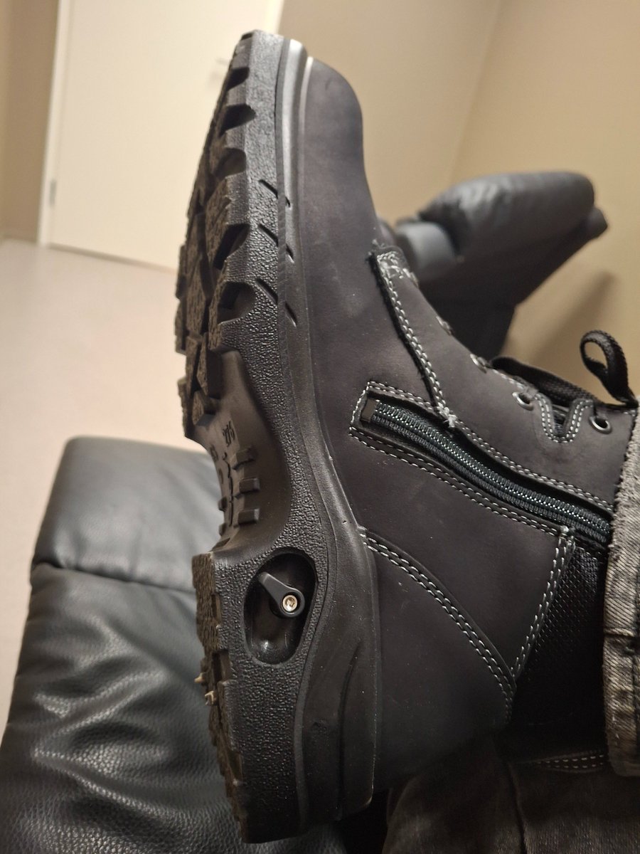 Ankhel, Hand of A'dal 🇫🇮 🎾⛷️ tweet media