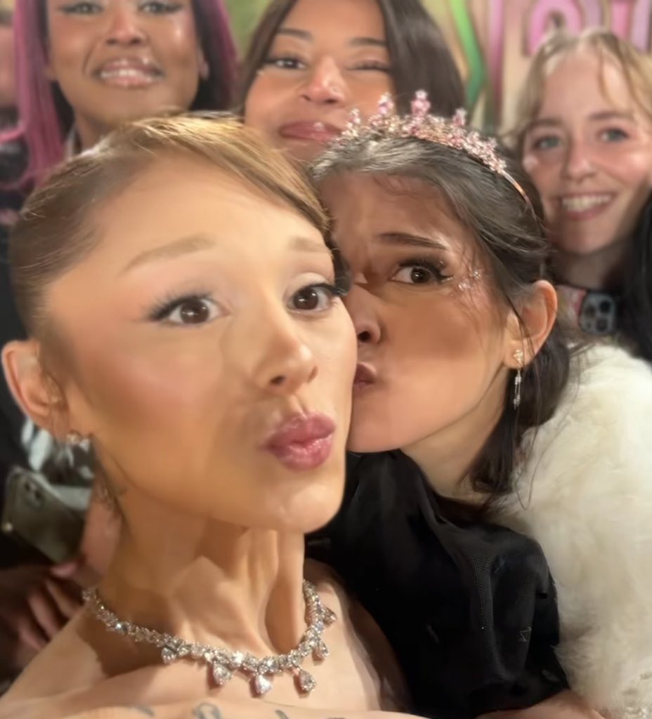 WDYM THE BEST DAY OF MY LIFE WAS ALREADY A WEEK AGO?? ??