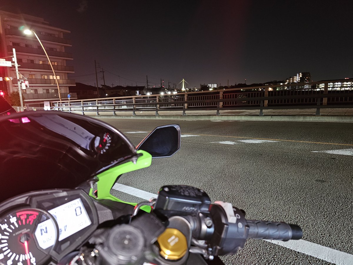 おたまる、ページ これがスマホの写真？綺麗すぎない？ #zx25r