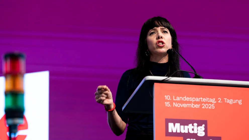 visegrad24's tweet image. 🇩🇪 Berlin’s Left Party wants to grant voting rights to migrants, even without German citizenship

The campaign for Berlin’s House of Representatives is officially underway. Polls show Die Linke in second place, with a realistic chance of forming a coalition with the SPD and the…