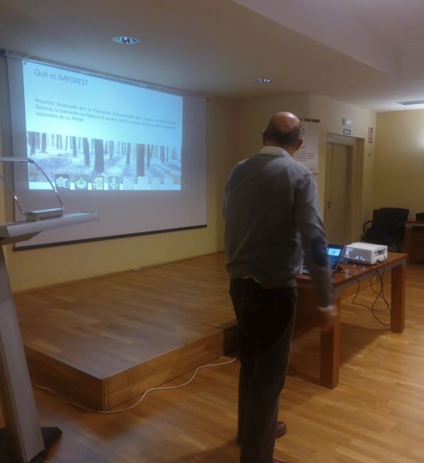 Imforest_PFNM's tweet image. El 14 de noviembre, en @BioCastanea , se abordó el potencial de la castaña y #PFNM: la castaña solo representa el 4,5 % del consumo de frutos secos. Clave para crecer: mejores datos, modelos de negocio sólidos, más presencia en supermercados #NextGenerationEU #ProyectosPRTR #PFNM