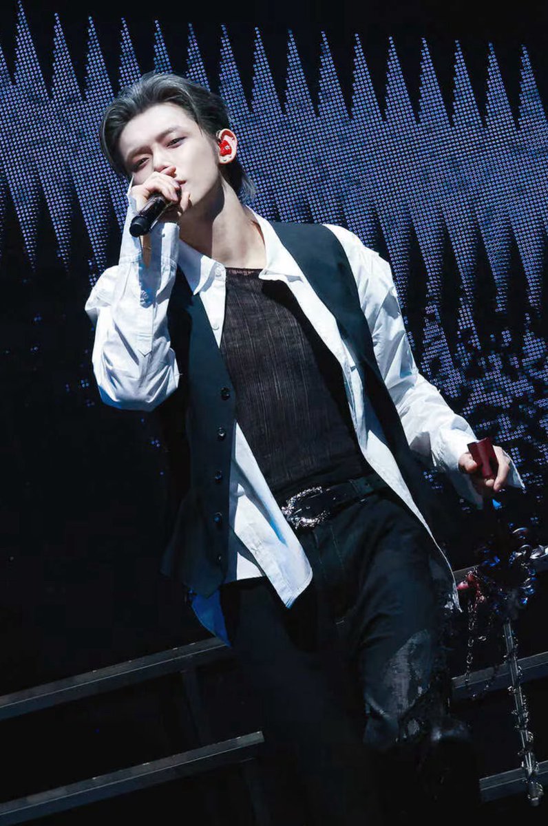 ghost girl new outfit