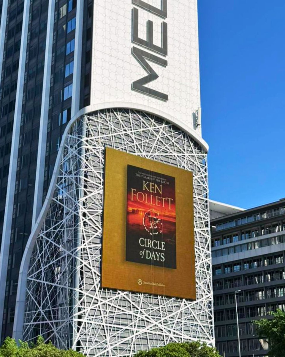 Ken Follett tweet media