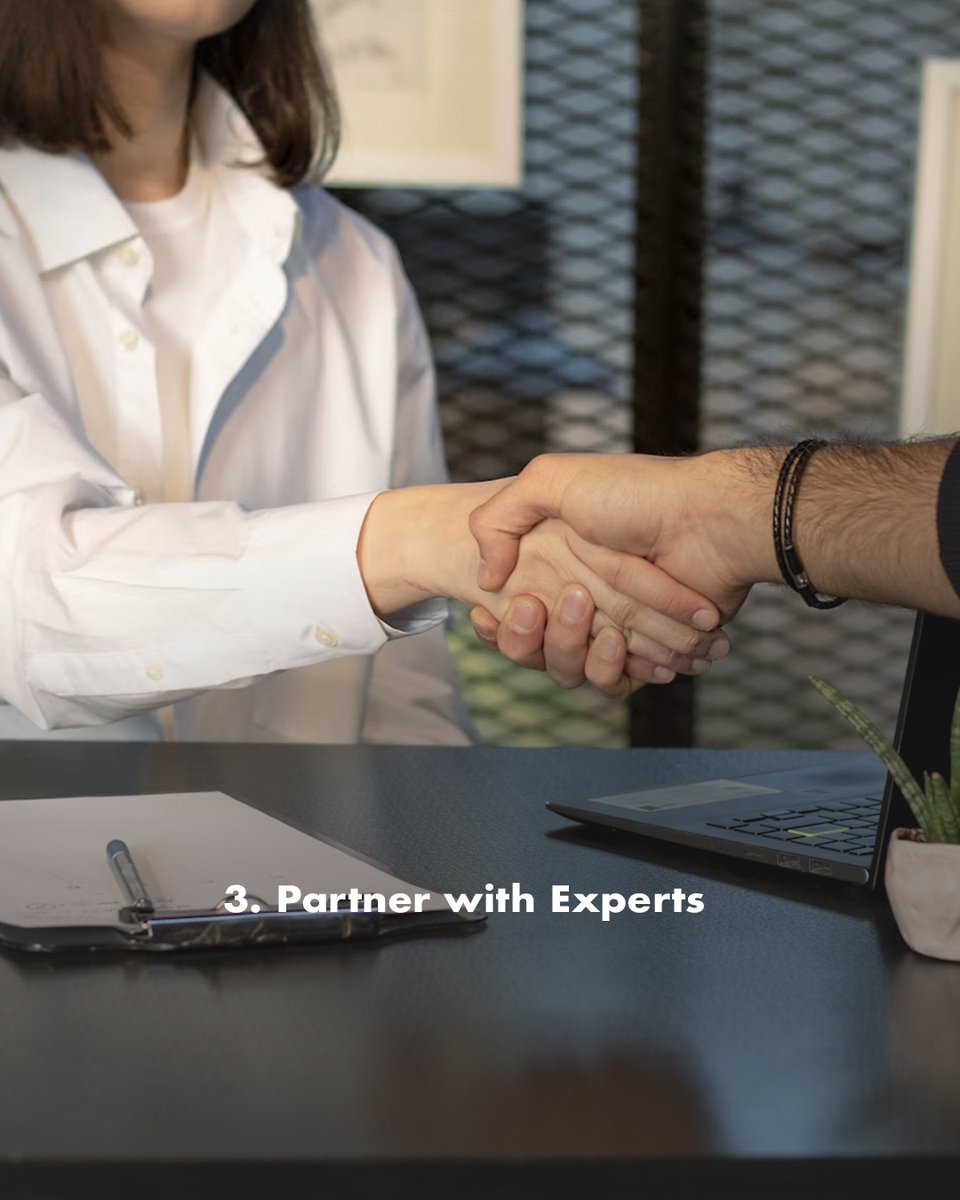 IOSRelocations's tweet image. Relocating doesn’t need to feel overwhelming. 
With the right planning &amp;amp; support, your transition can be smooth and stress-free.

1️⃣ Start Early
2️⃣ Stay Organised
3️⃣ Partner with Experts

☎️ +91 91521 22888
📧 info@iosrelocations.com
🌍 iosrelocations.com

#RelocationTips