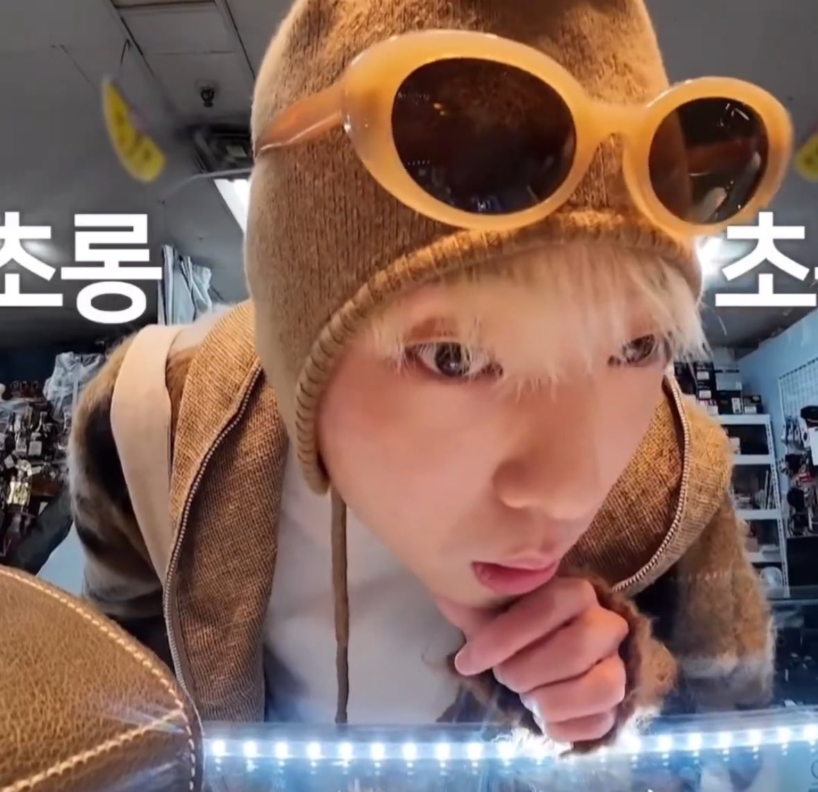 WIN_ER_like's tweet photo. 이 각도 너무 사랑하는데 또 찍어줄 수 있을까 ..? 
@official_yoon_ https://t.co/2N3MmDYrDT