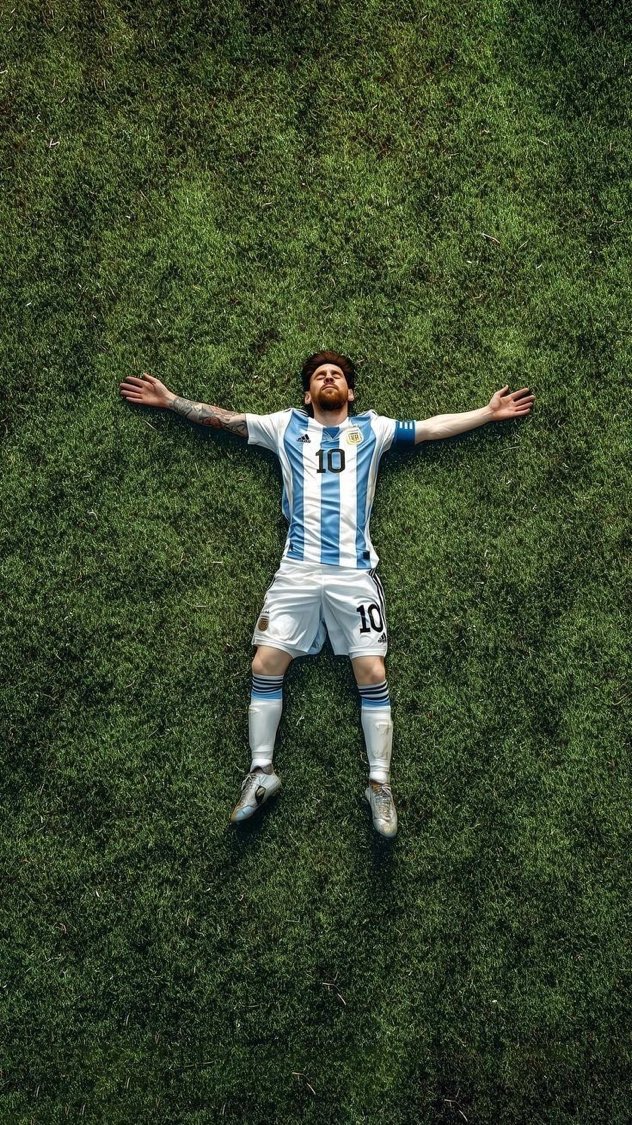 شبيحة ميسي بعد المونديال

رح يشيخ الله يزيل عنك همك مثل ما ازلت عنا همومنا الكروية يا القوت💙