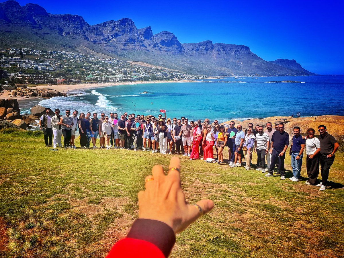 SCHWARZKOPF PROFESSIONAL İLE GÜNEY AFRİKA
Ağırlamaktan büyük keyif aldığım Schwarzkopf • Partners in Craft konuklarımızla Cape Town • Camps Bay hatırası...

#partnersincraftcapetown
@schwarzkopfprotr <a href="/schwarzkopftr/">Schwarzkopf Türkiye</a>