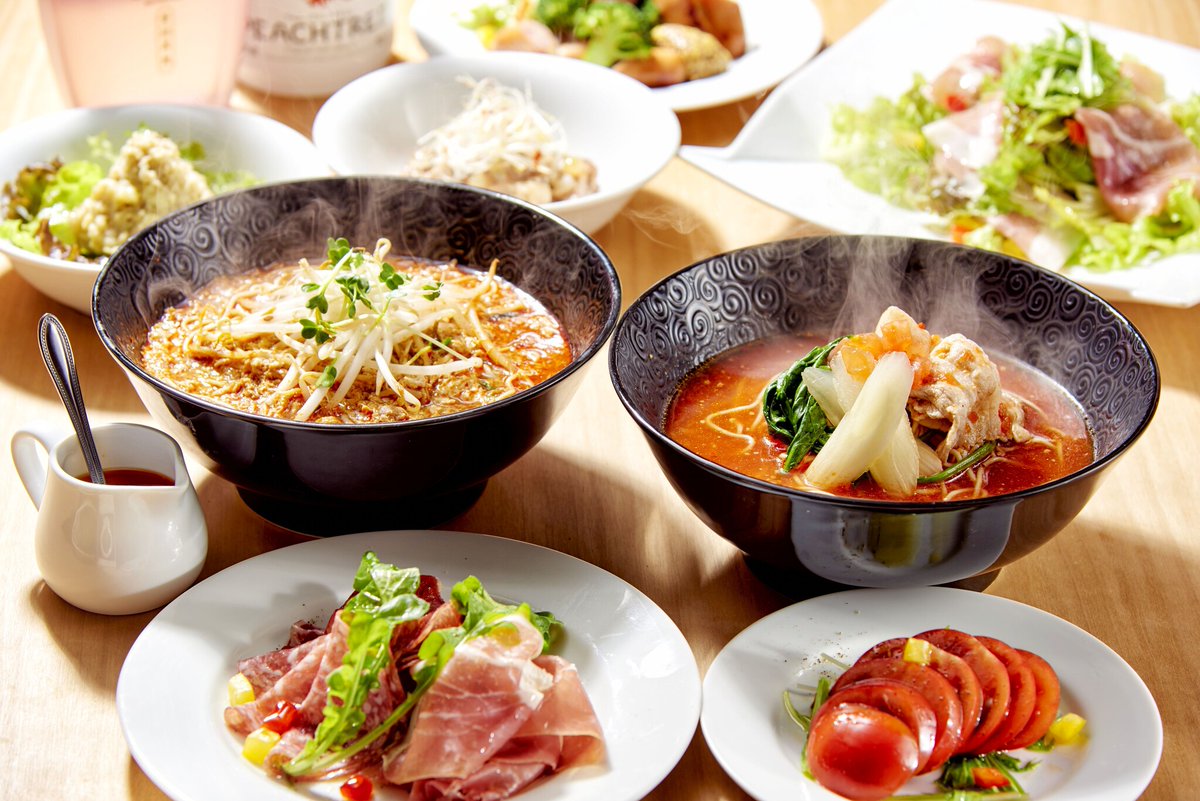 PRTIMES_GOURMET's tweet photo. 【大反響につき継続決定】福岡発祥の元祖トマトラーメン三味(333)10周年感謝祭、人気ラーメン3種「税込390円」が年... https://t.co/bfAjag0hoR https://t.co/yfsQoj6PbO