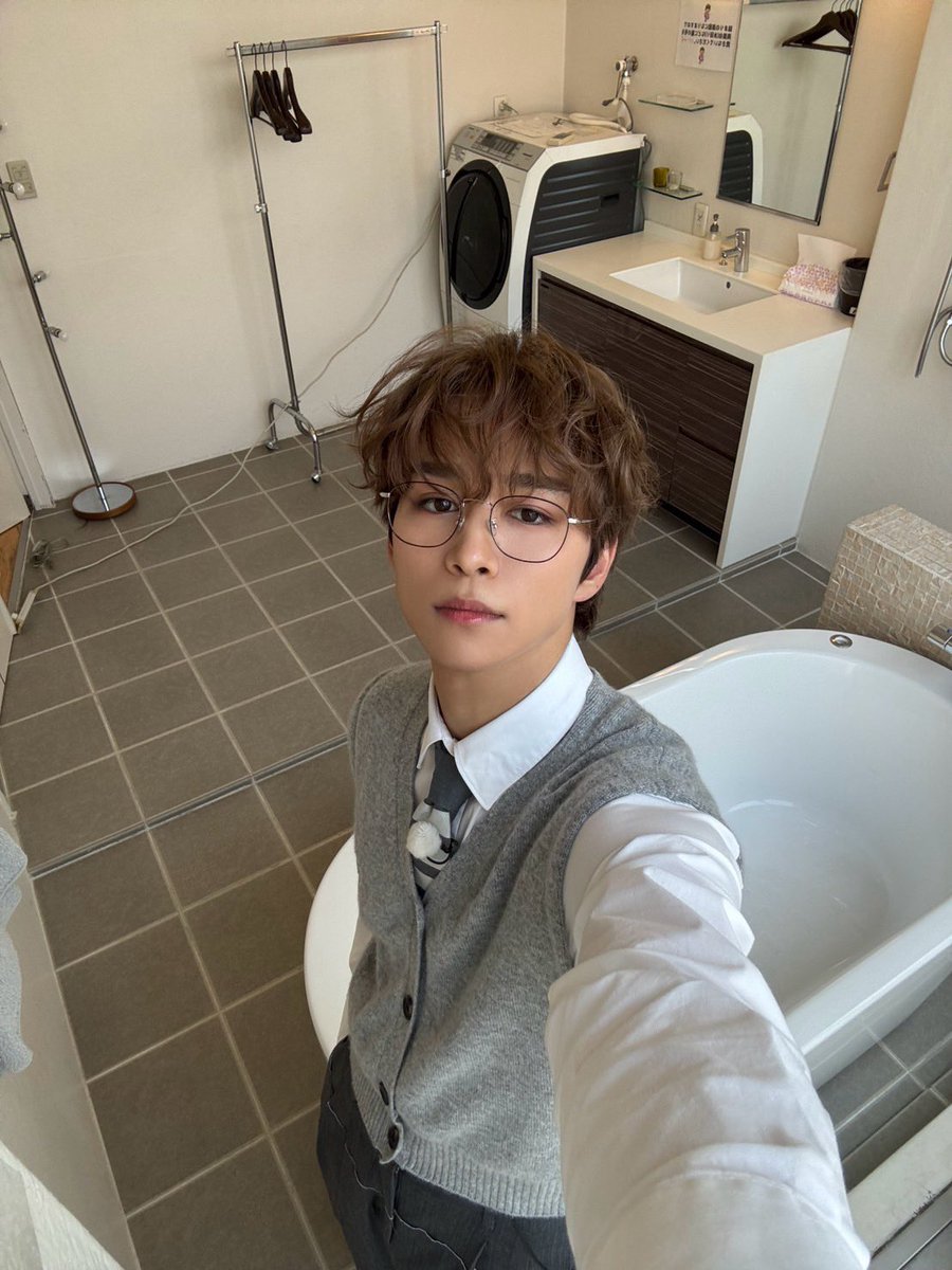 official__INI's tweet image. [#後藤威尊]

&quot;THE WINTER MAGIC&quot;リリースまであと2日✌︎
全部大好きな曲やから楽しみにしててね。

&apos;Present&apos; たくさん愛してくれてありがとう🤍

(youtu.be/idlKynwc5zc)

今年は一緒に甘い冬を過ごそうね⛄️🪾🧣

#INI_THE_WINTER_MAGIC 
#INI_Present #ウィンマジ
#INI #GOTOTAKERU