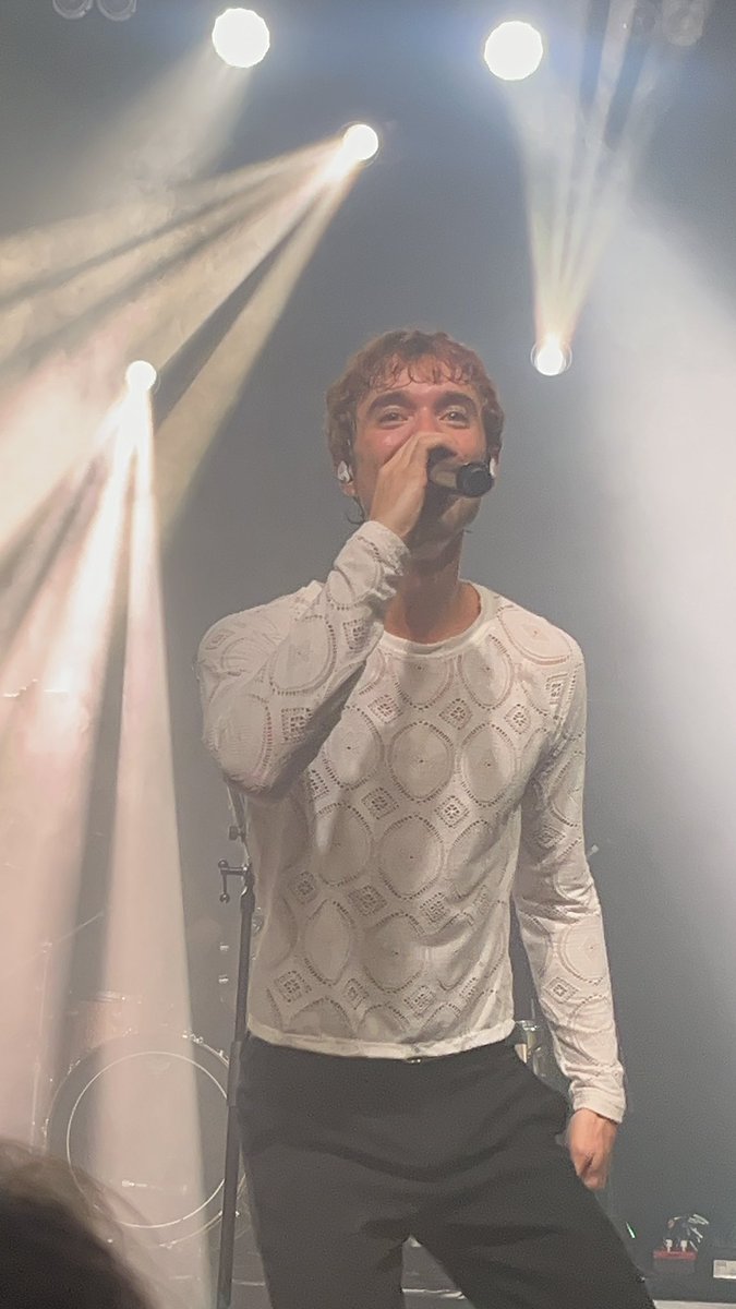 evie 🎶 tweet media