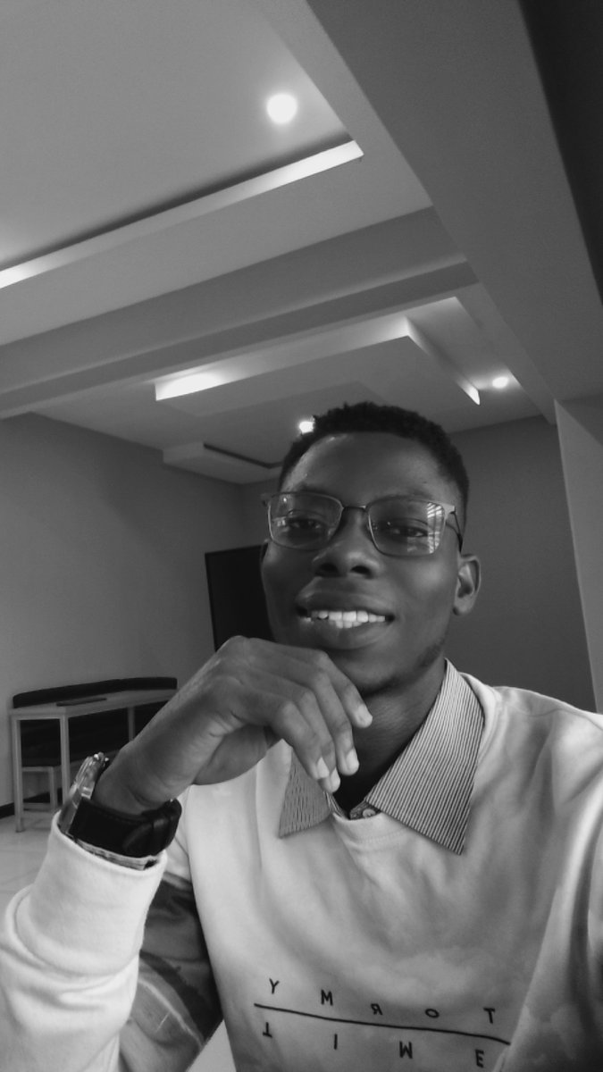 Hi!! My name is Olalekan, a Data Engineer crafting systems today that tomorrow’s teams will depend on.

I turn raw data into reliable intelligence for products, decisions, and breakthroughs. Open to impactful roles where I can contribute to building reliable data systems.