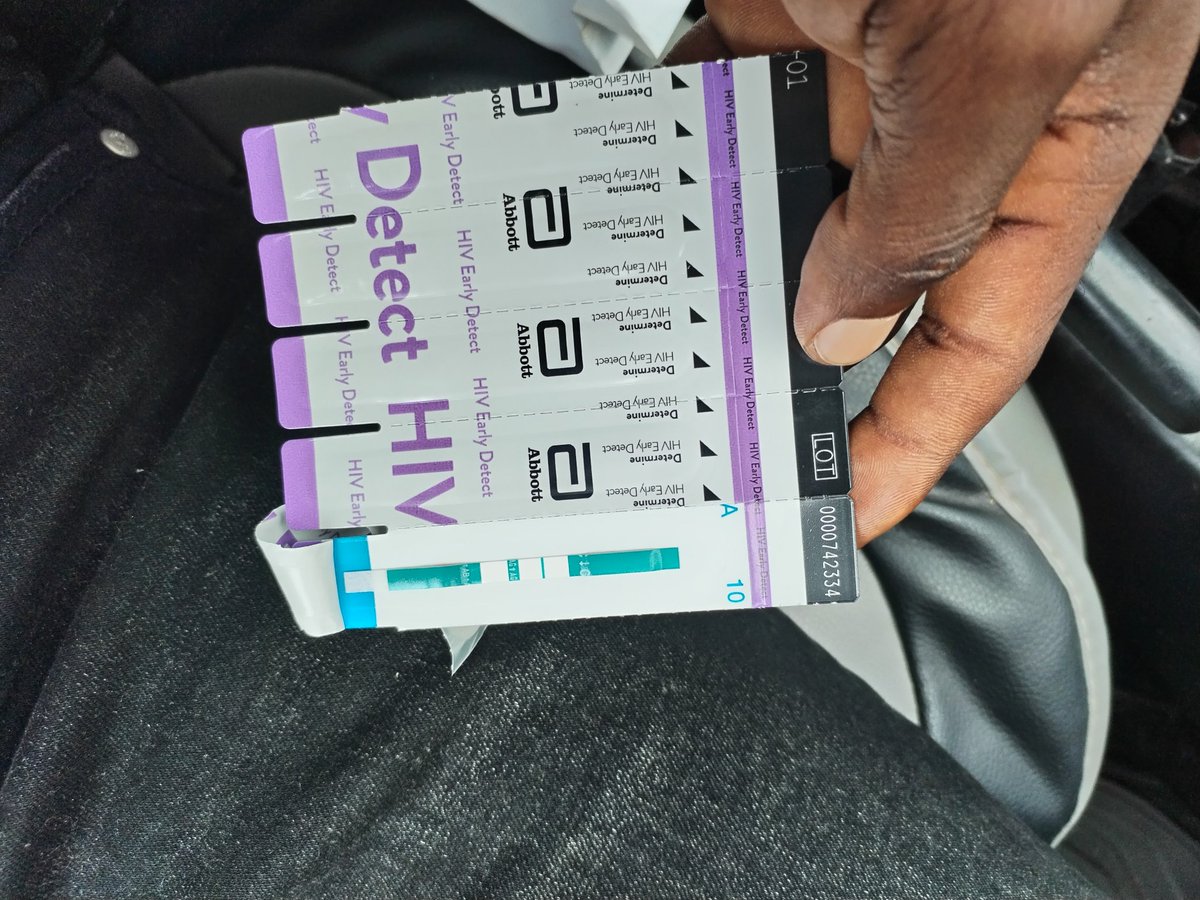 KingMswatii3's tweet photo. Mana turabirya hariko hageze ko du facinga this bitter truth biraduhanga. Well i am undergoing HIV test ntimworaba ubwoba nari mfise, narimaze imisi nijajaye mpfa kurya ntabanje kubapima. @KGDarrr uzonyibire tuno tuntu nka 100 uzoba ukoze. https://t.co/qzErhGmopG