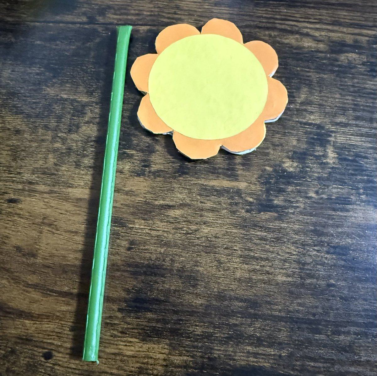 CS0GDNlELtaKzt0's tweet image. 肉丸先生🤚極悪らぐなろく両部参加が決まって奇行に走ったオタク、それは私です。全くイベントに&quot;いぎ&quot;を唱えるつもりはございませんが掲げさせてください🙇（当方ADCの者ではございませんw）てゆーか工作的な事久しぶりにやりすぎて下手すぎて死ぬwww

#ばっどがーる
#adc