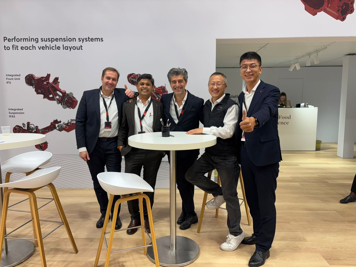È stata una grande @ AGRITECHNICA! La settimana che si è appena conclusa ci ha regalato nuovamente un’esperienza intensa e ricca di soddisfazioni. Un grande GRAZIE al Team Carraro che ha contribuito a rendere questa edizione di così speciale! #Carraro #CarraroDrivesEnergy