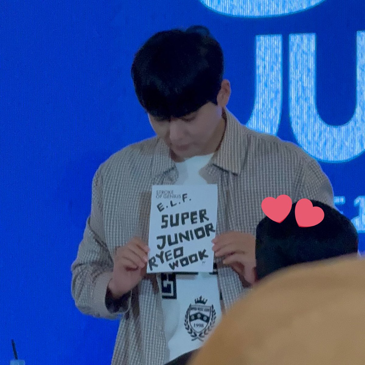 Yuni 욱린🦒 tweet media