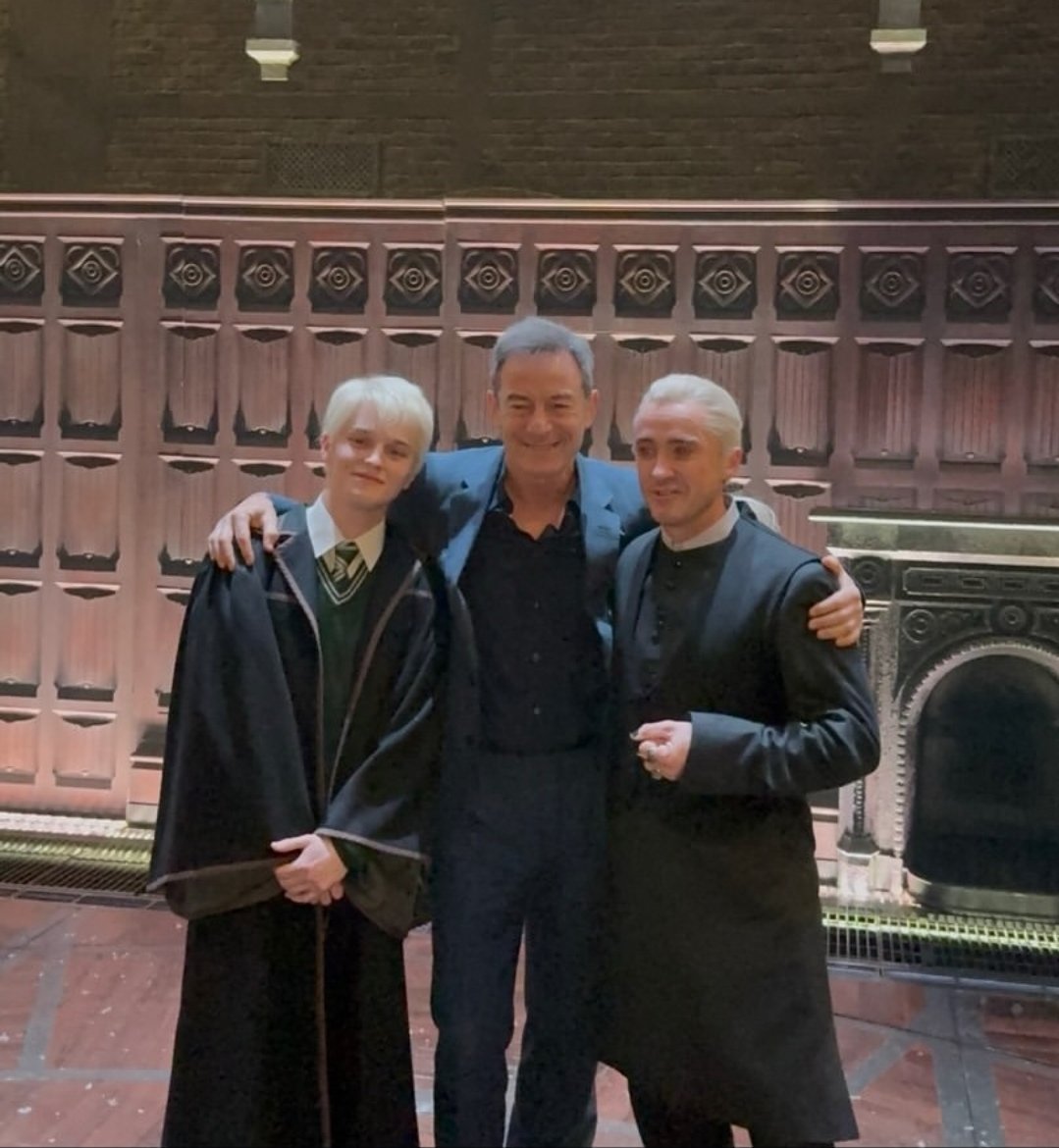 รุ่นพ่อ รุ่นลูก รุ่นหลาน 
ทั้ง 3 รุ่น เจอกันแล้ว 💚🐉🐍🐛