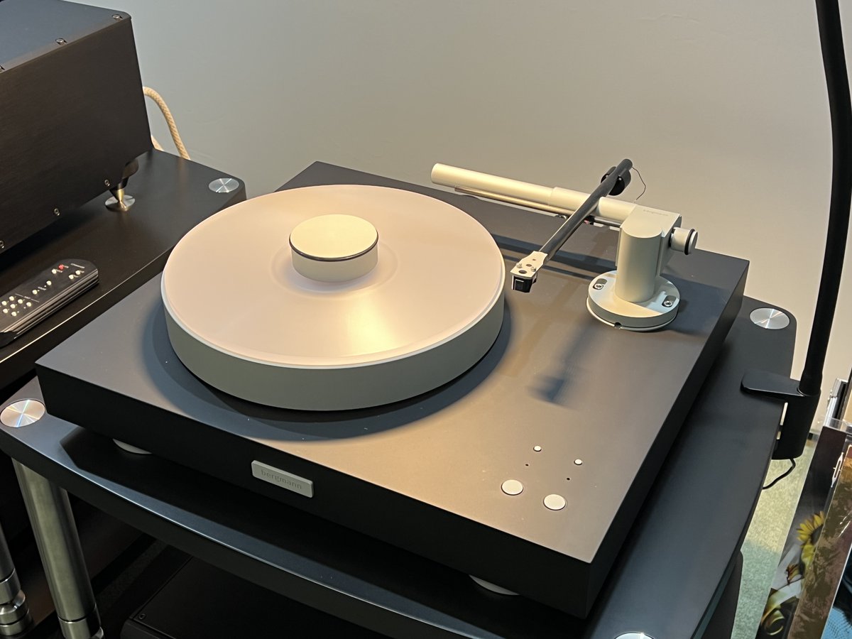 _AudioReference's tweet image. #RomaHiFidelity 15/16 novembre 2025 (2/4)

#AltaFedeltà #RomaHiFidelity2025 #BergmannAudio #EMMLabs #GryphonAudioDesigns #Hana #KimberKable #PassLabs #RockportTechnologies